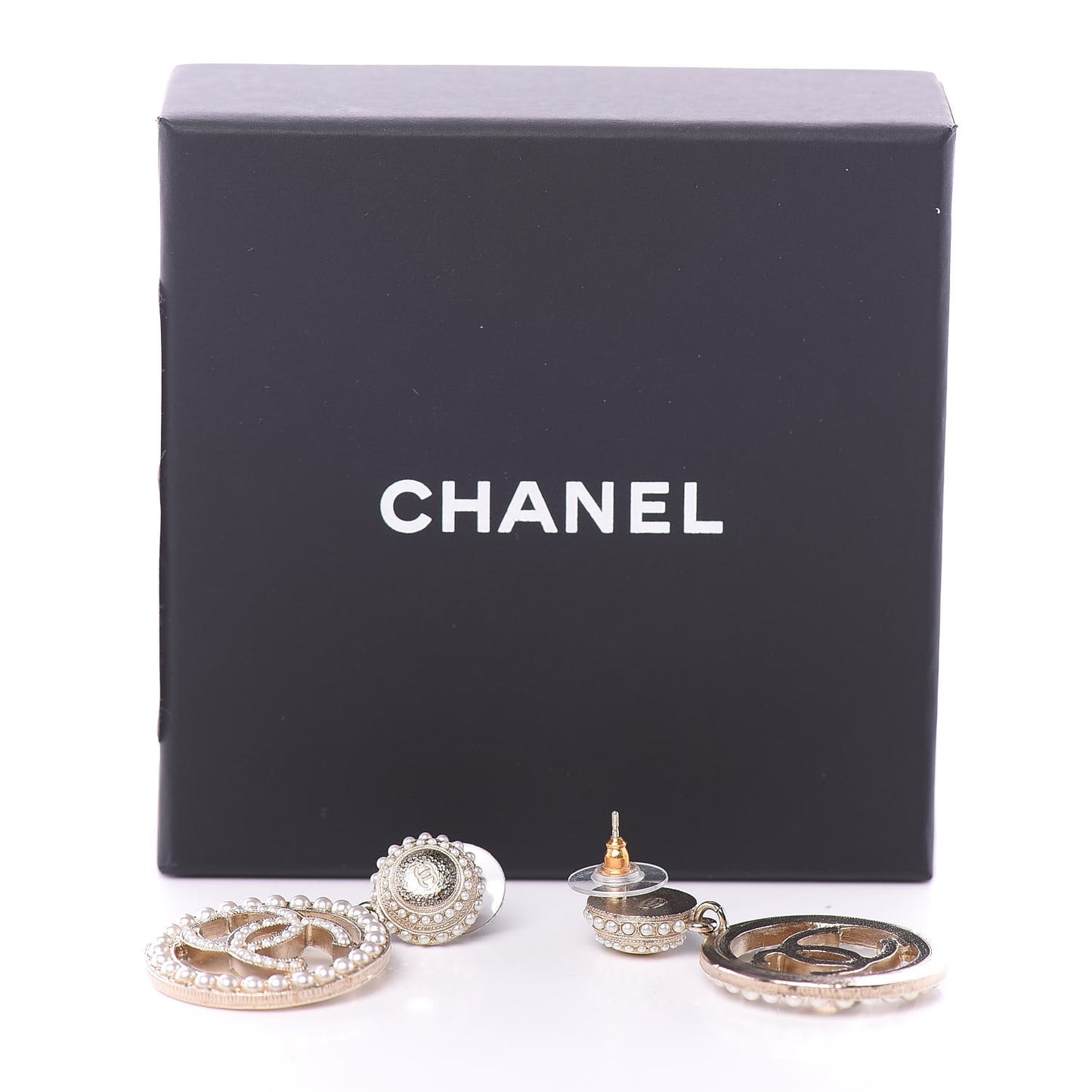 Pearl CC Drop Earrings Light Gold