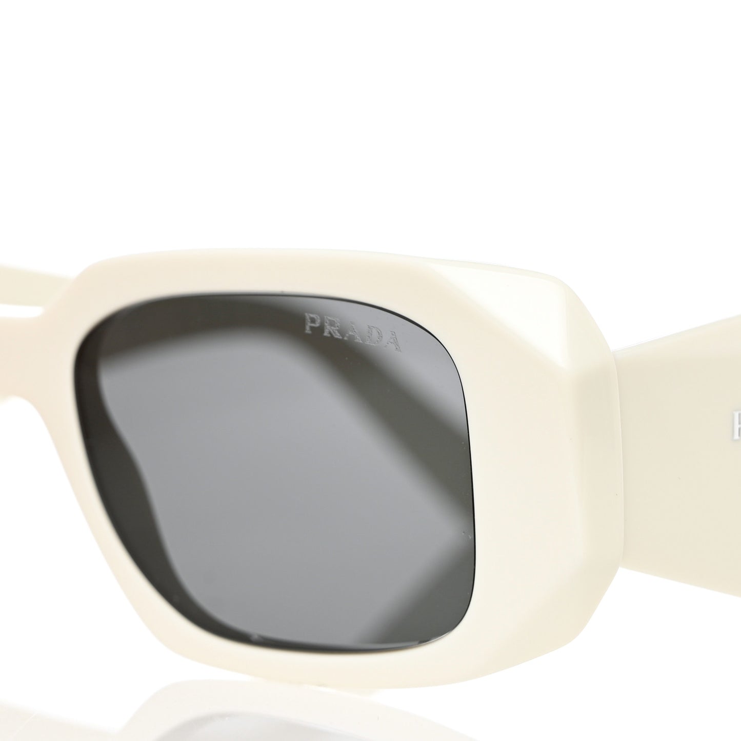Acetate Symbole Sunglasses SPR 17W White