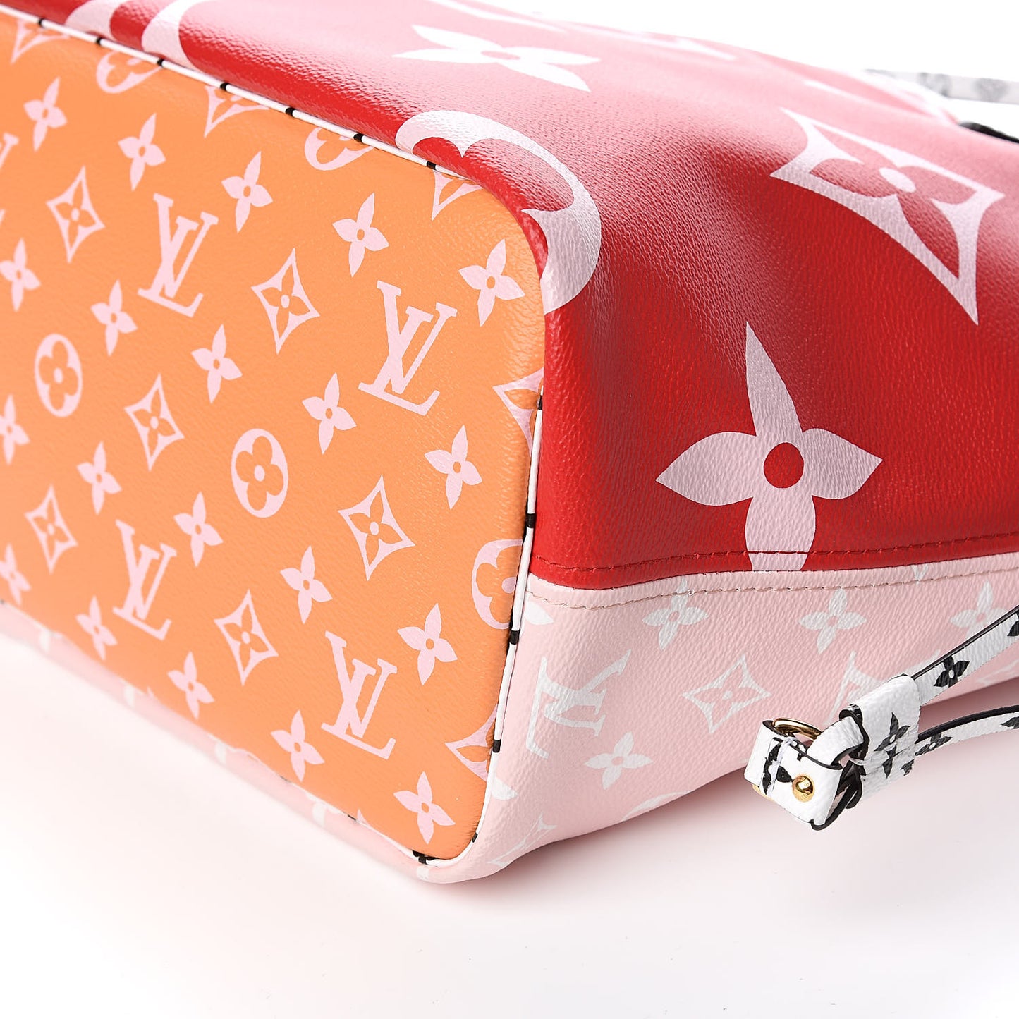 Monogram Giant Neverfull MM Rouge