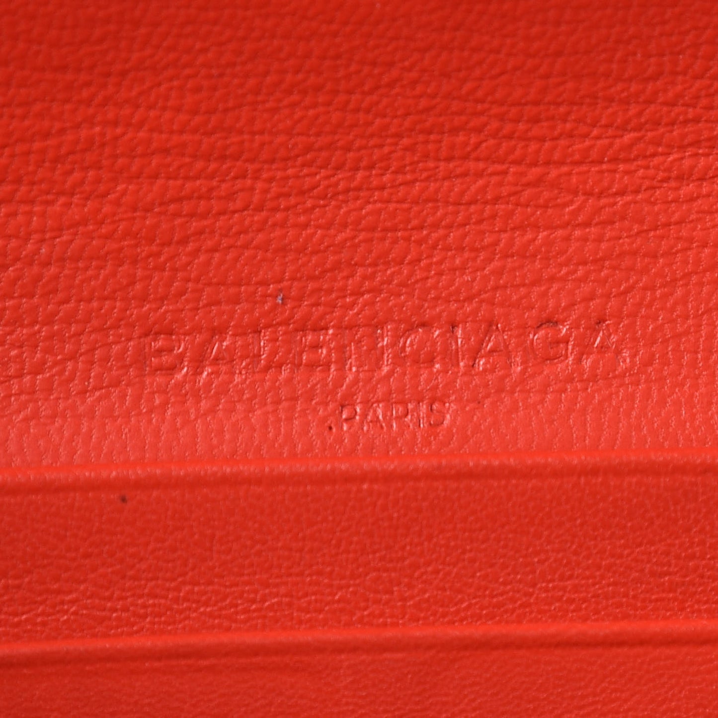 Agneau Classic Hardware Money Wallet Rouge Coquelicot