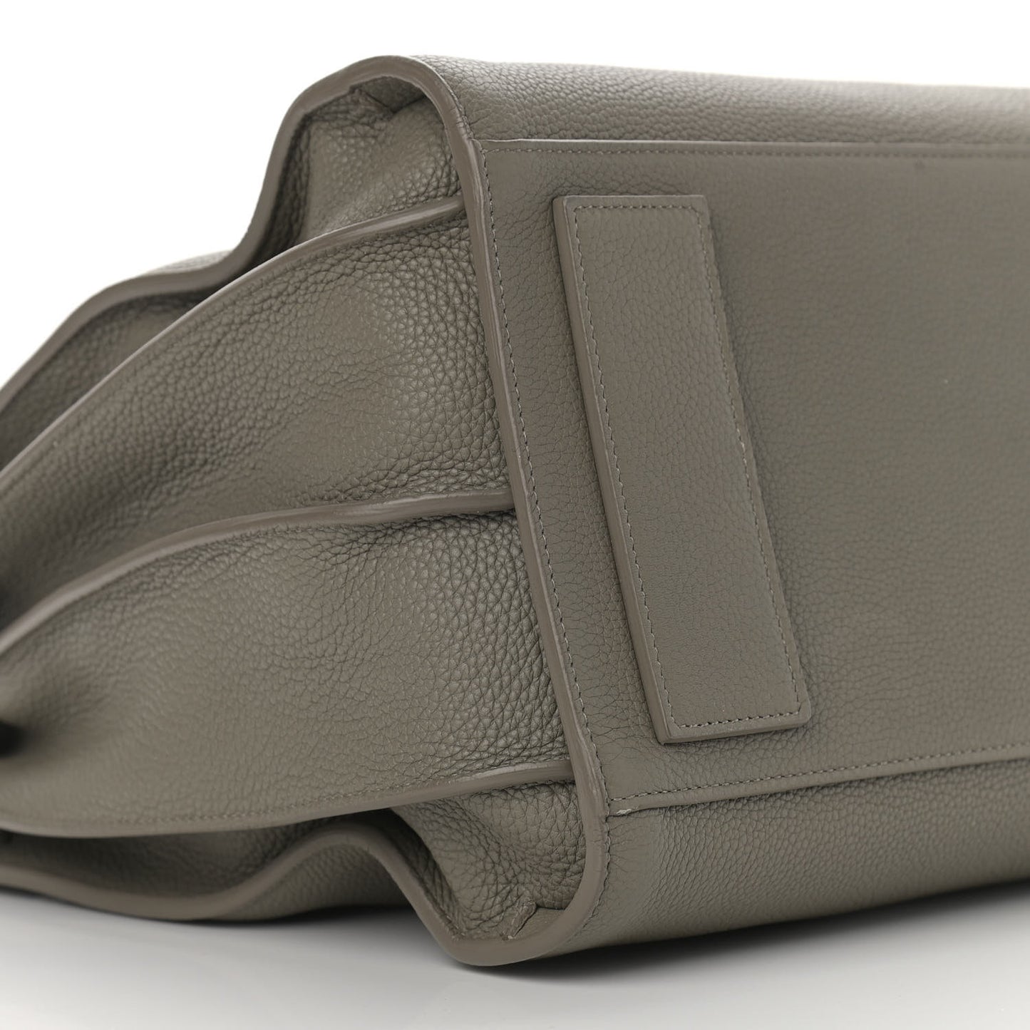 Grained Calfskin Medium Supple Sac De Jour Kaki Militaire