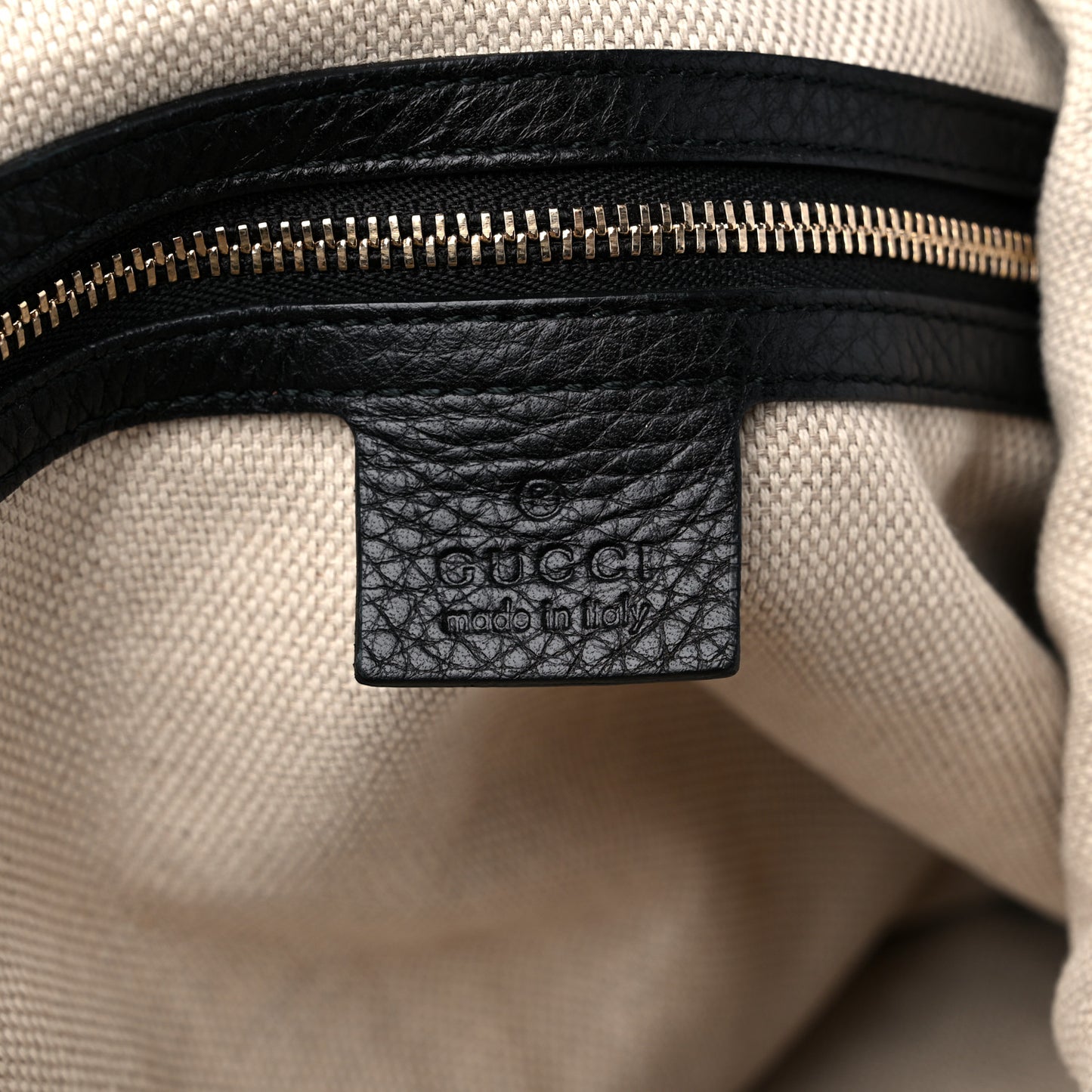 Pebbled Calfskin Medium Soho Chain Hobo Black