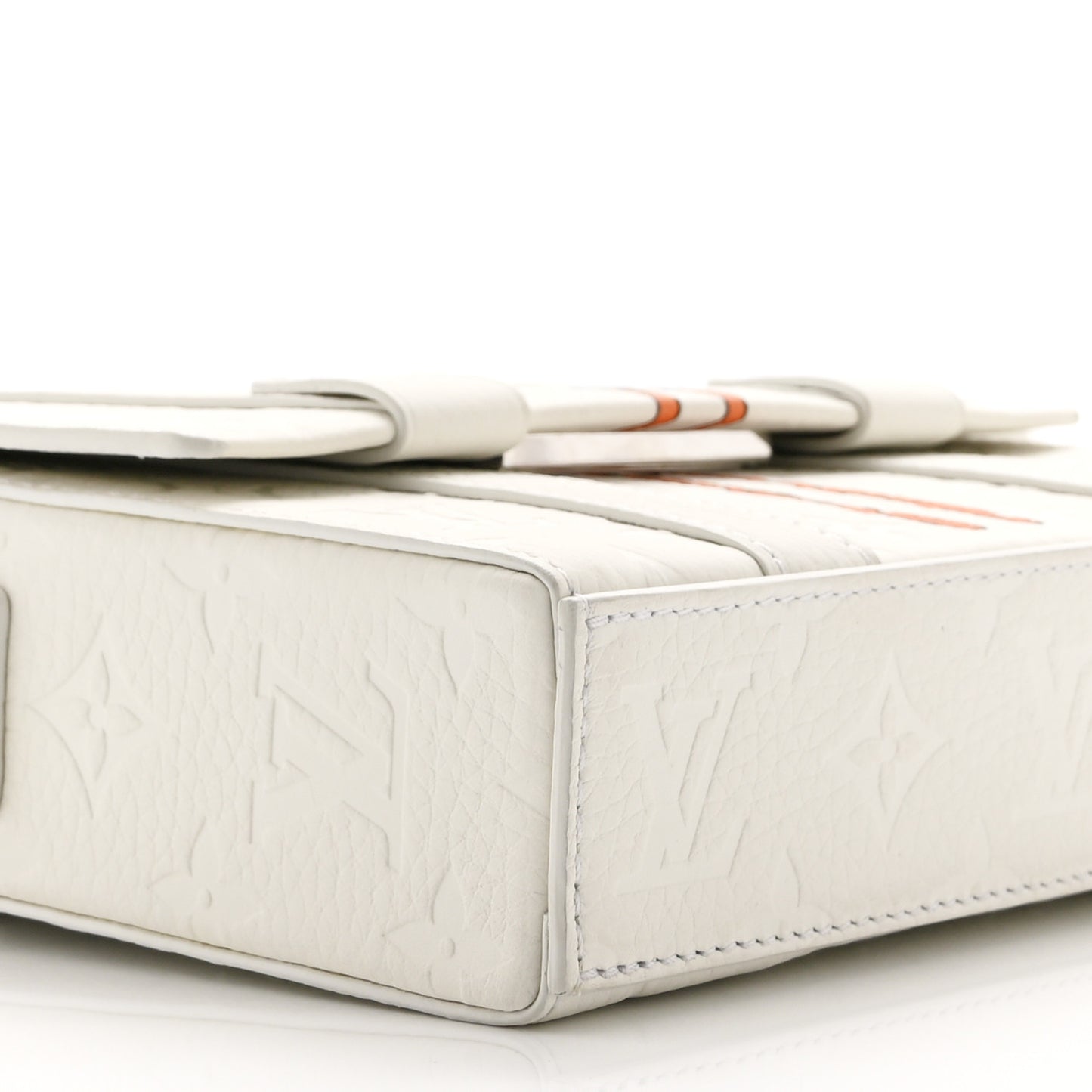 Taurillon Monogram LV Friends Soft Trunk Messenger White