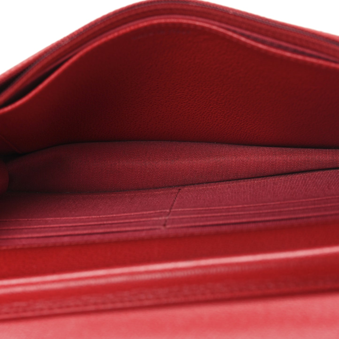 Grained Calfskin Quilted CC Box Wallet On Chain WOC Red