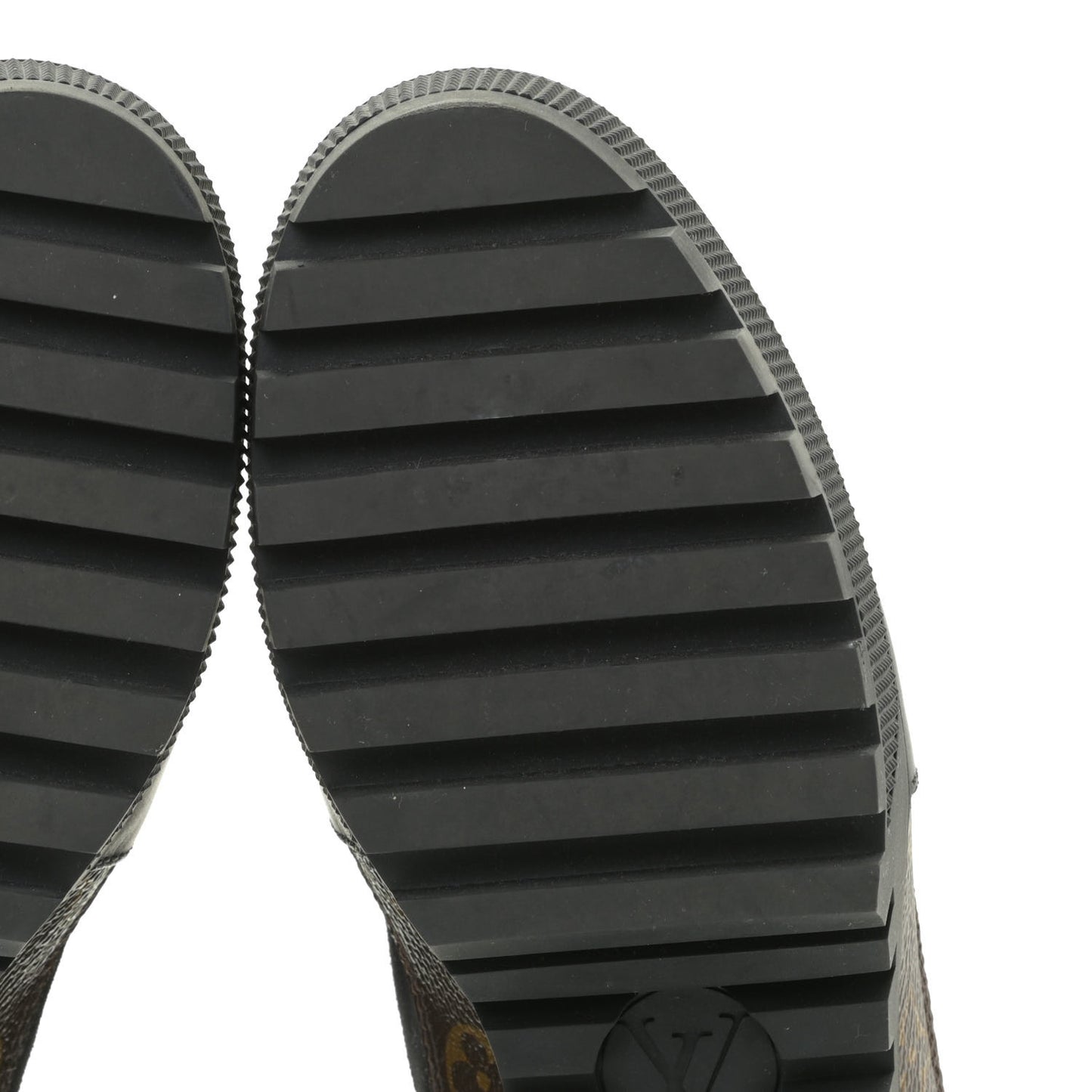 Suede Calfskin Monogram Laureate Platform Desert Boots 42 Black