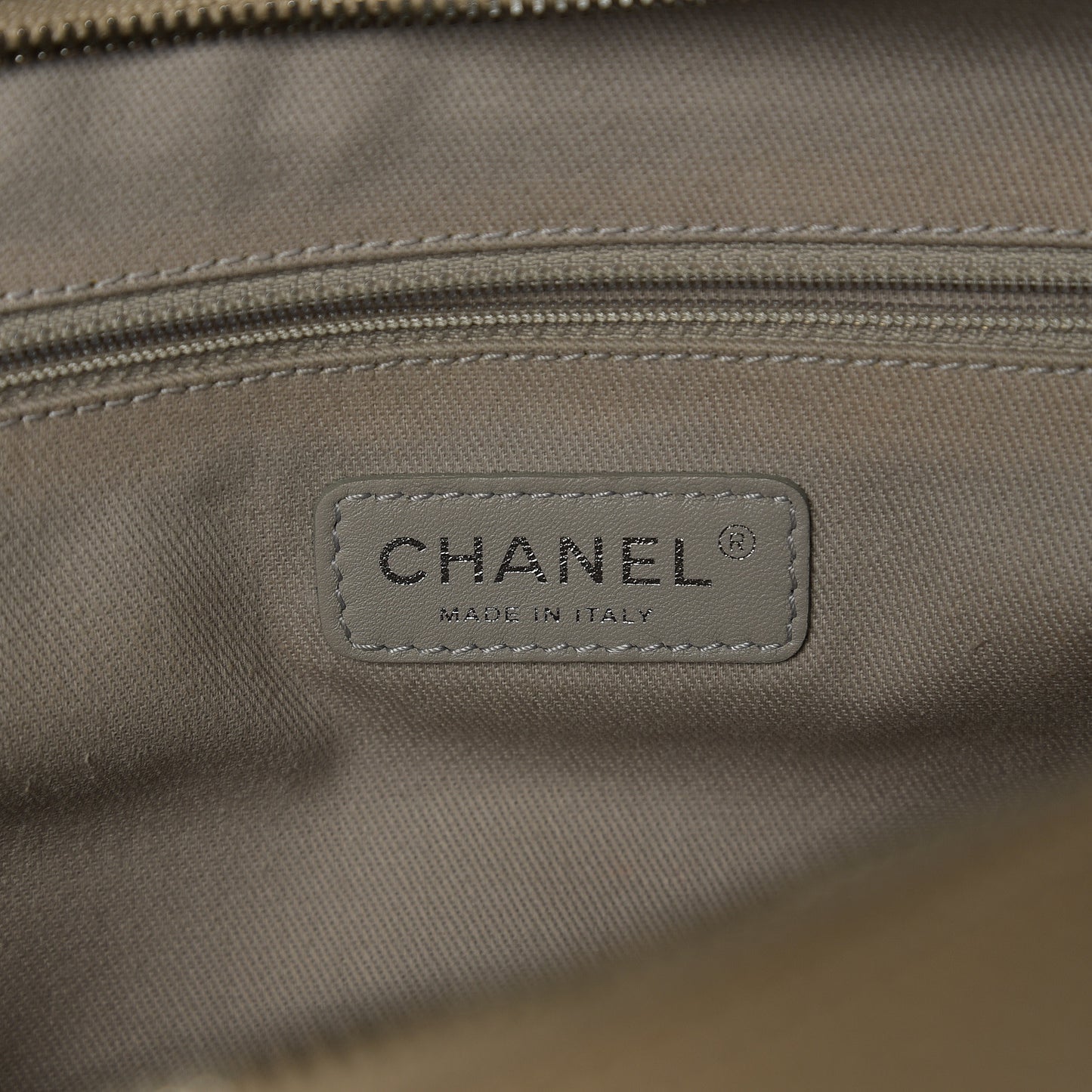 Caviar Quilted Jumbo Easy Flap Beige