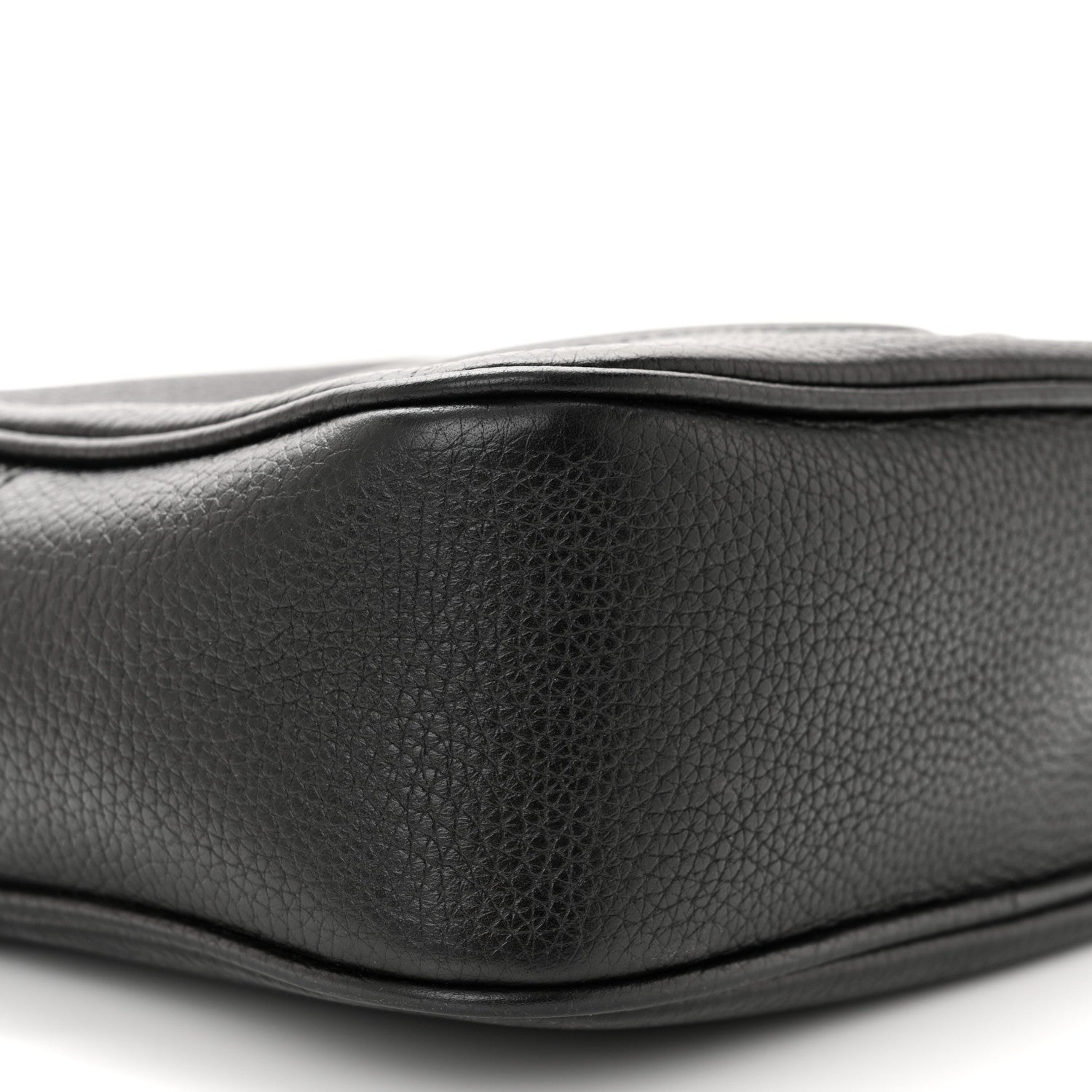 Gucci Pebbled Calfskin Small Soho Disco Bag Black 9 of 9