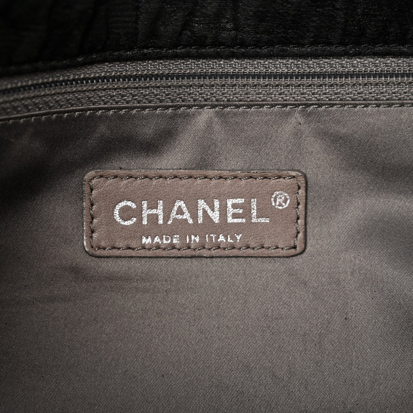 Coated Canvas Quilted Le Marais Flap Black