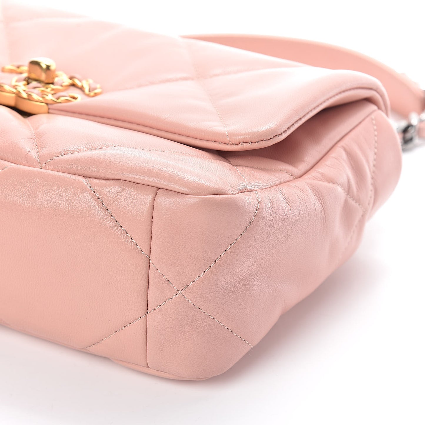 Lambskin Quilted Medium 19 Flap Light Pink