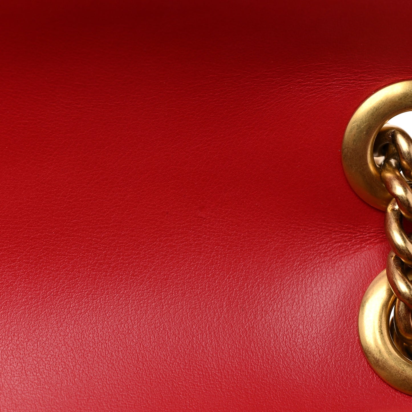 Calfskin Matelasse Mini GG Marmont Shoulder Bag Hibiscus Red
