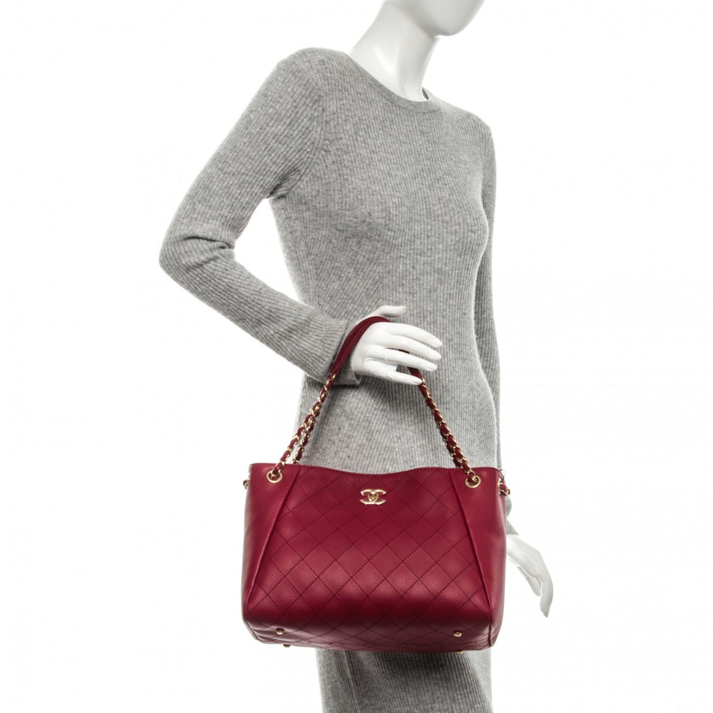 Grained Calfskin Stitched Supple Rock Shopping Tote Burgundy