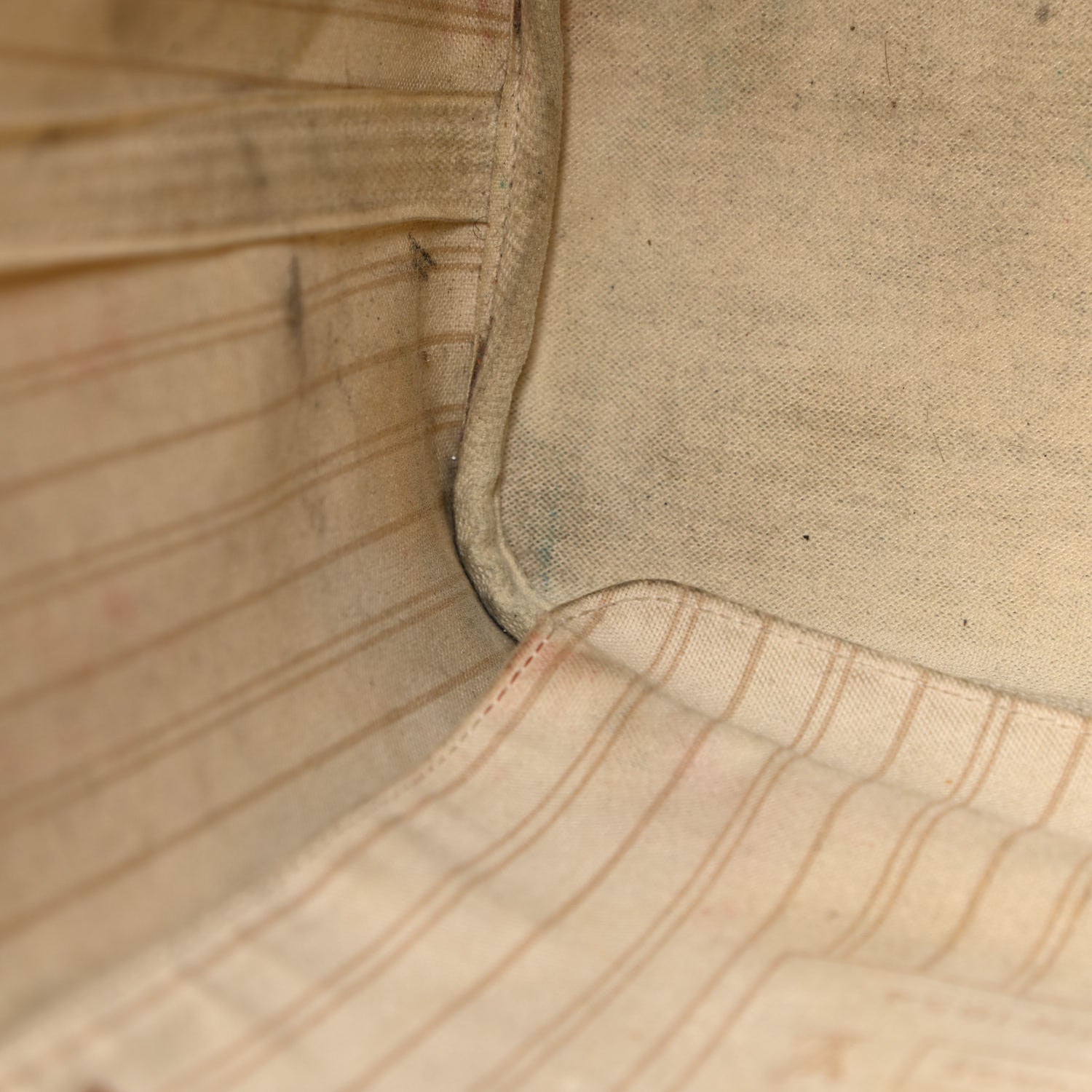 Louis Vuitton Damier Azur Neo Neverfull MM 16 of 27