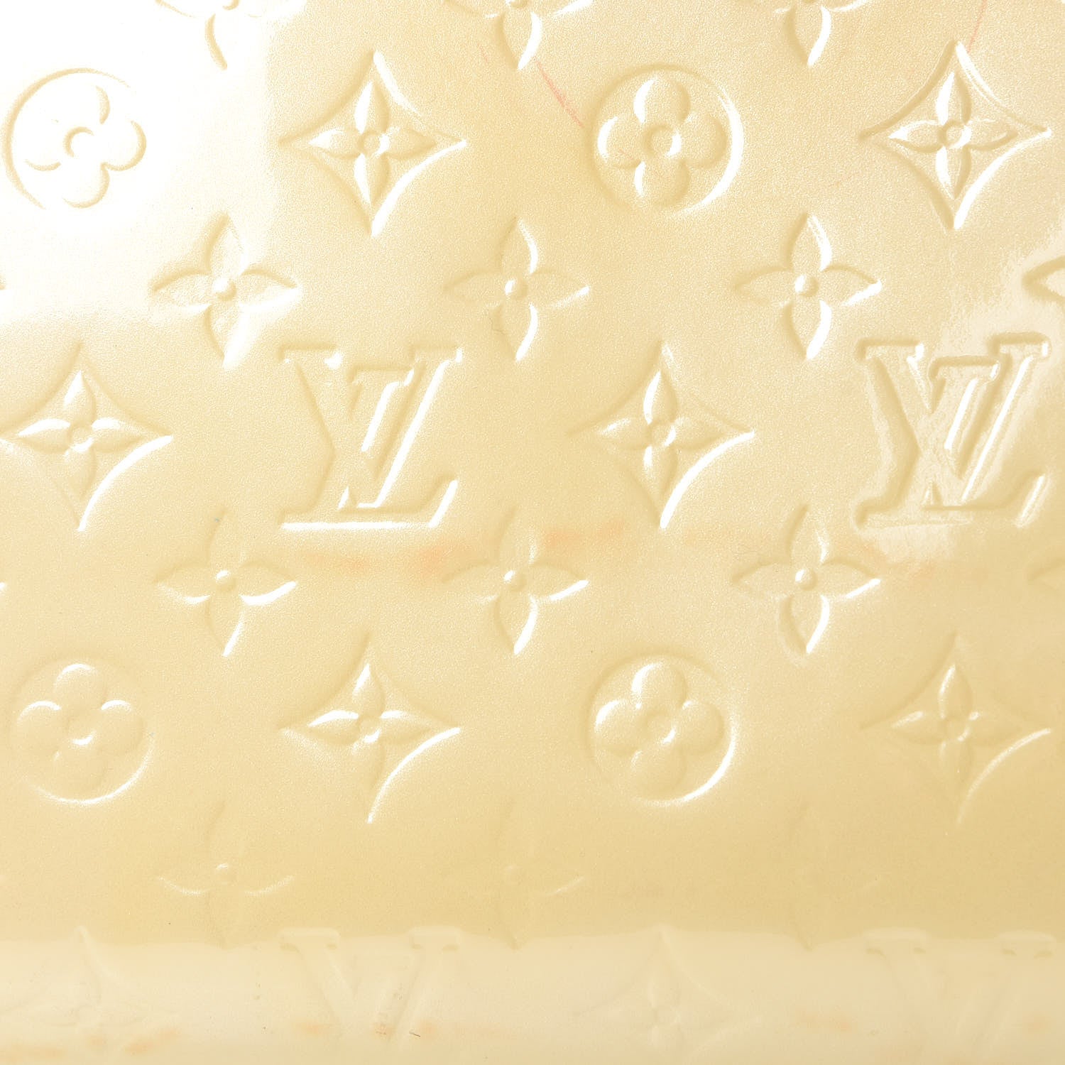 Louis Vuitton Vernis Brea MM Blanc Corail 13 of 17