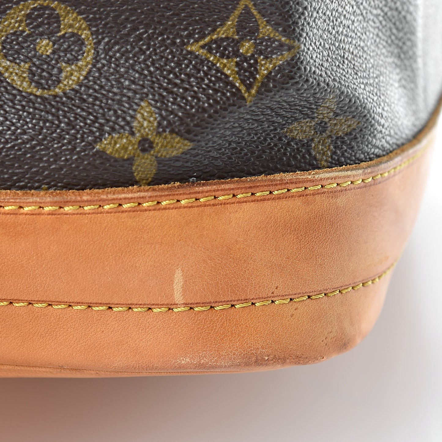 Monogram Noe