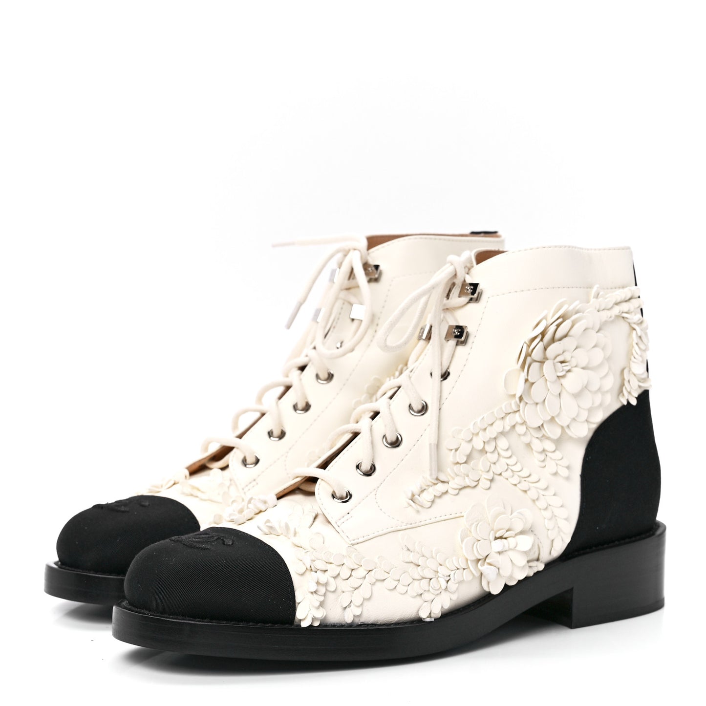 Embroidered Lambskin Grosgrain Lace Up Boots 41 White Black