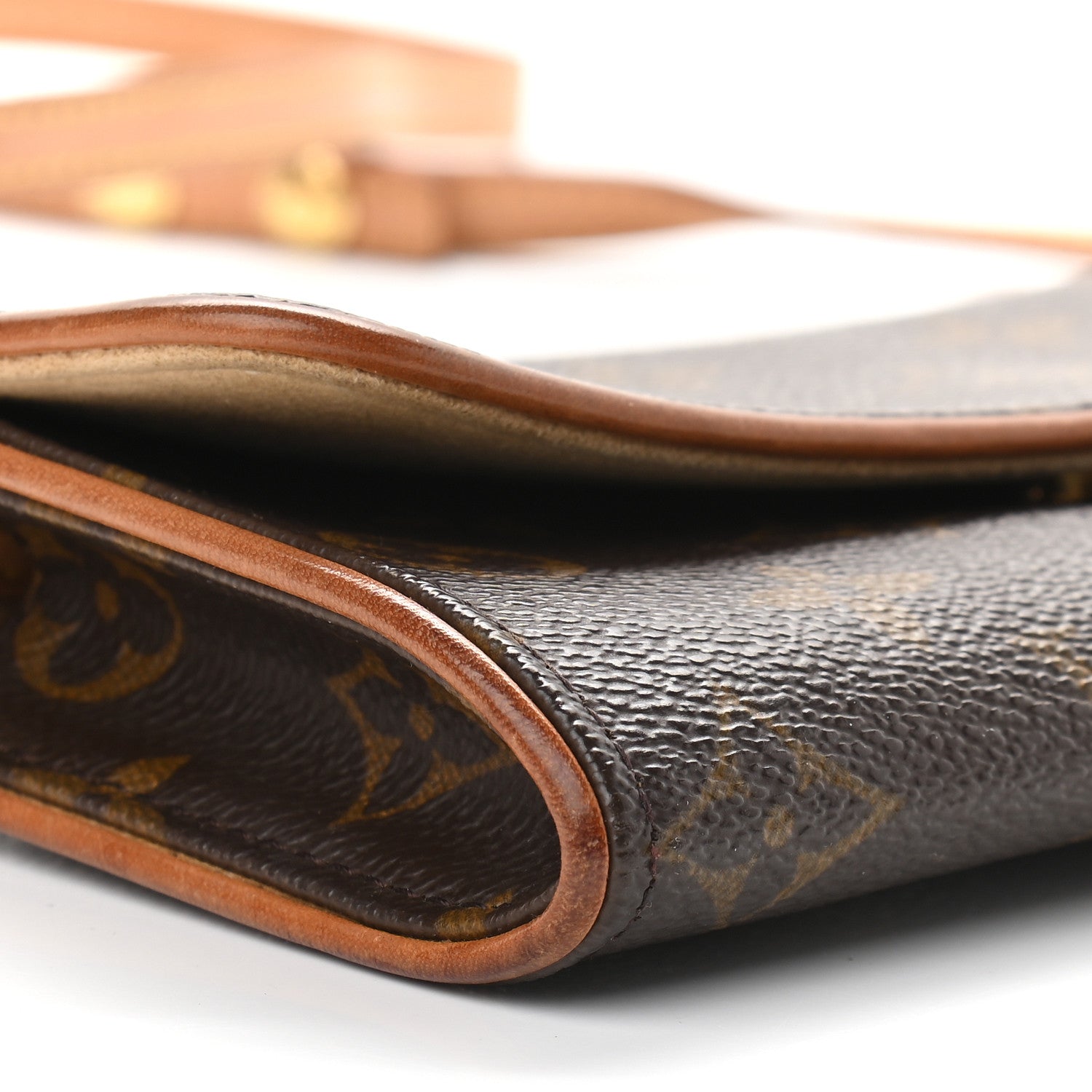 Louis Vuitton Monogram Pochette Twin PM 9 of 9