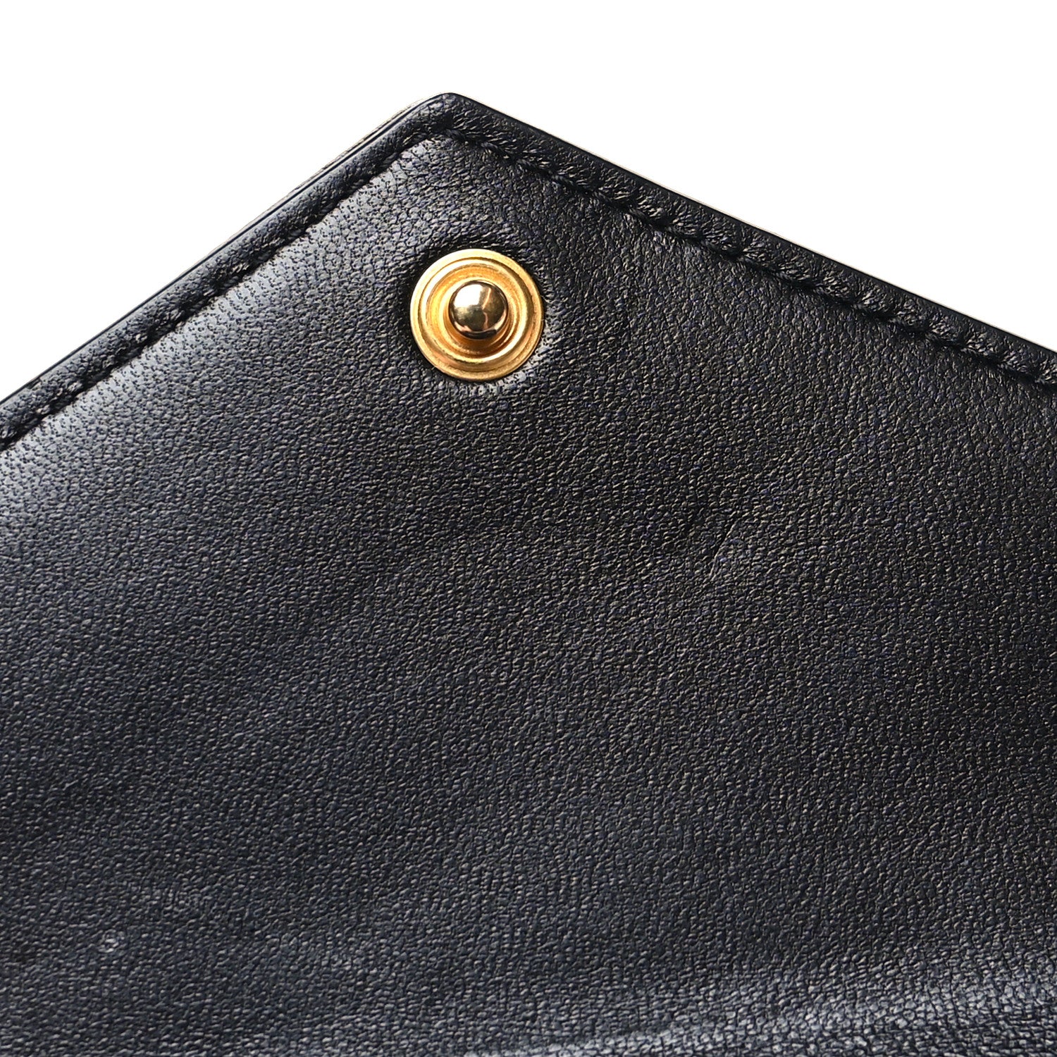 Saint Laurent Grain De Poudre Matelasse Chevron Monogram Compact Tri Fold Wallet Black 11 of 13