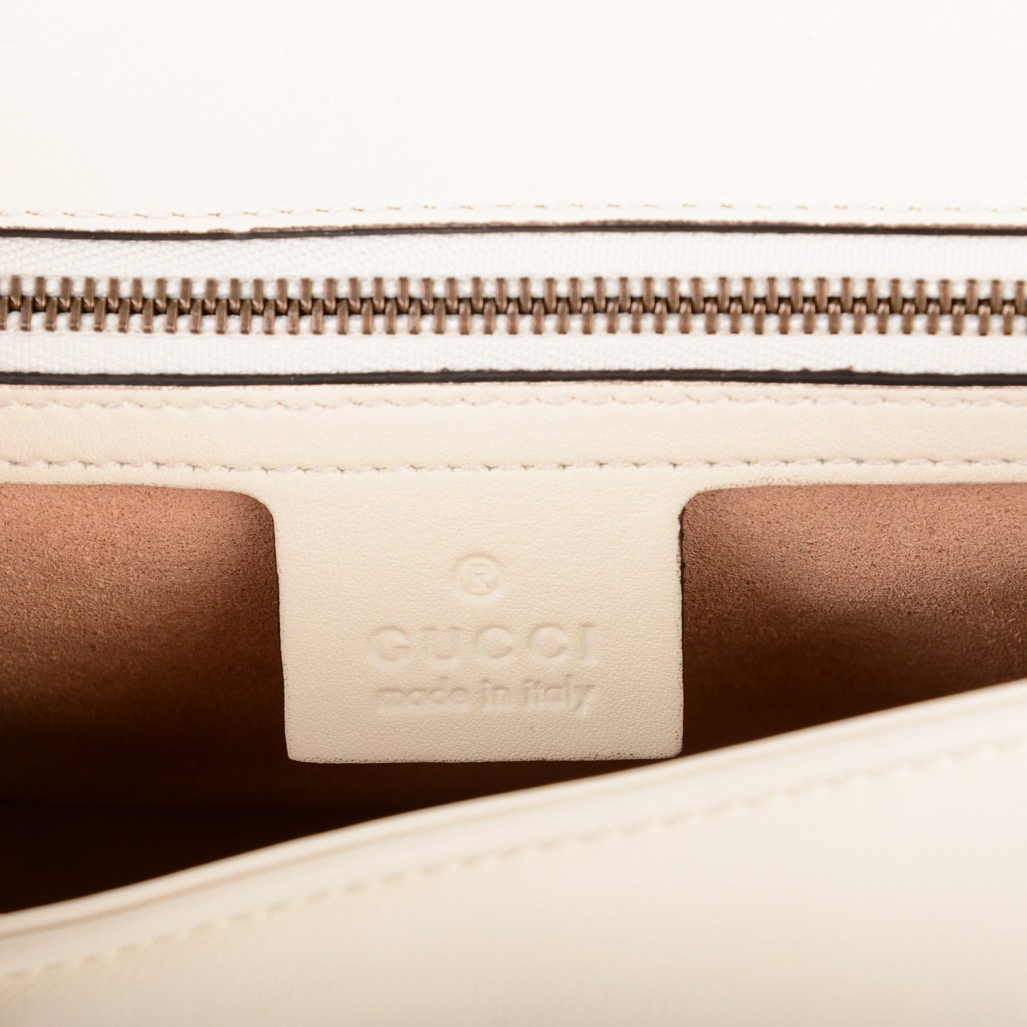 Calfskin Matelasse Small GG Marmont Shoulder Bag White