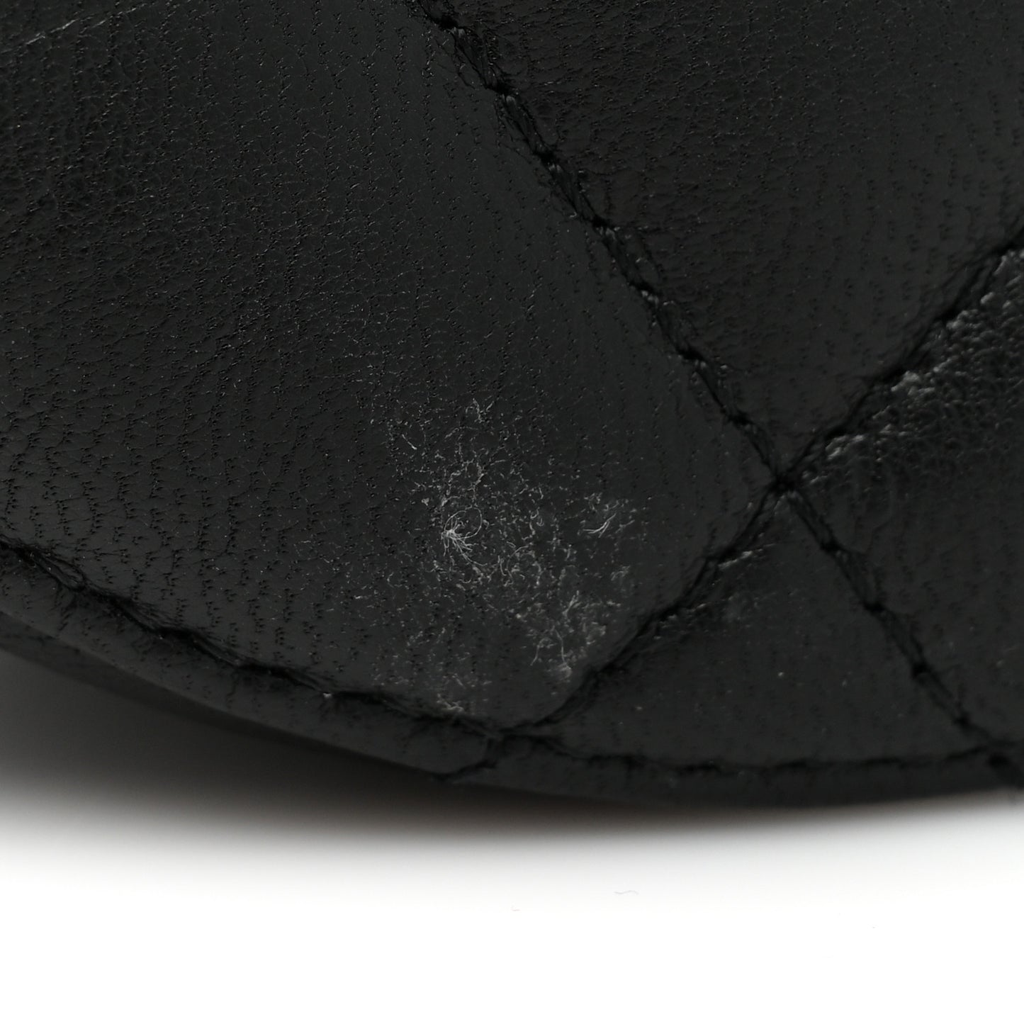 Lambskin Quilted Chanel 19 Round Clutch With Chain Black