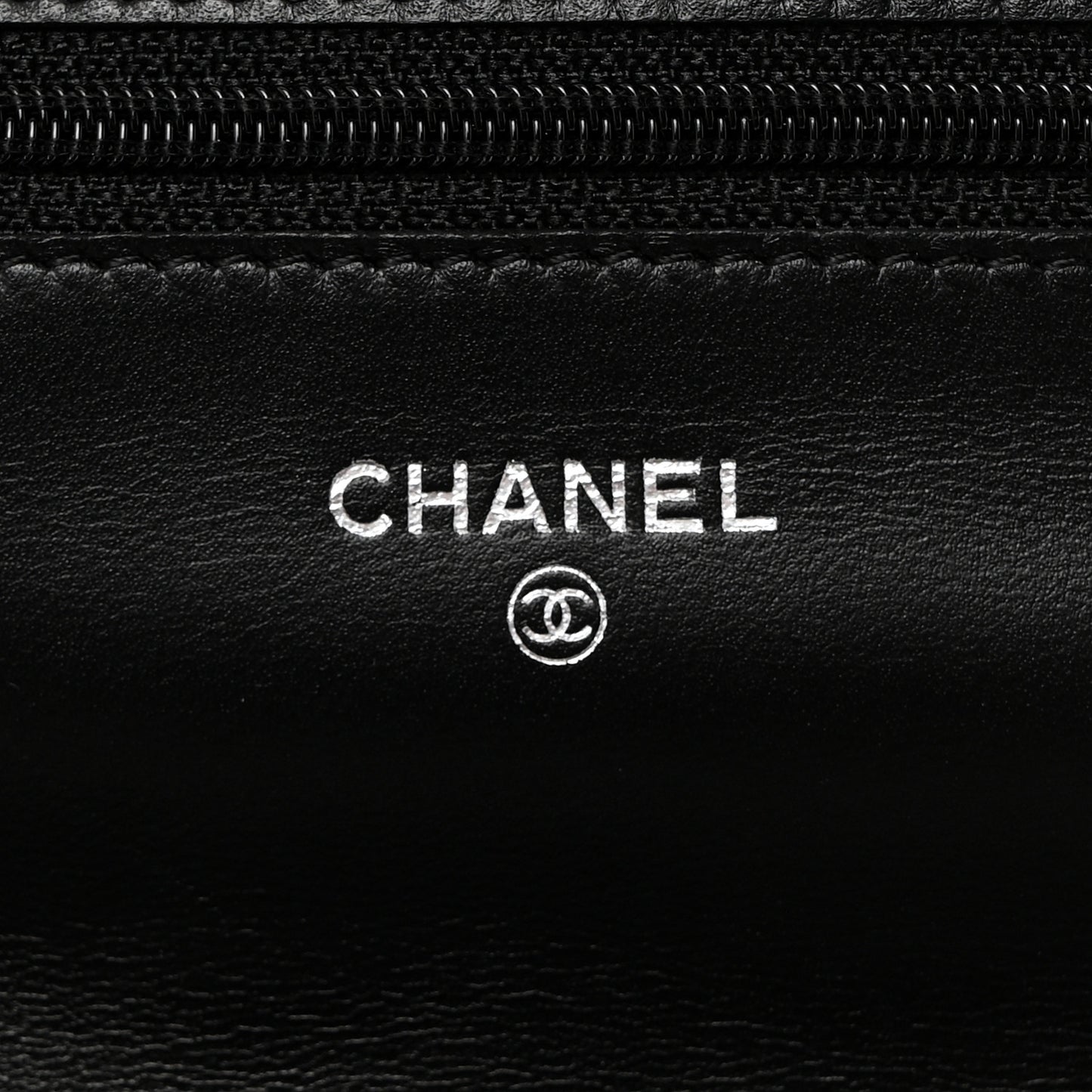 Lambskin Quilted Wallet On Chain WOC Black