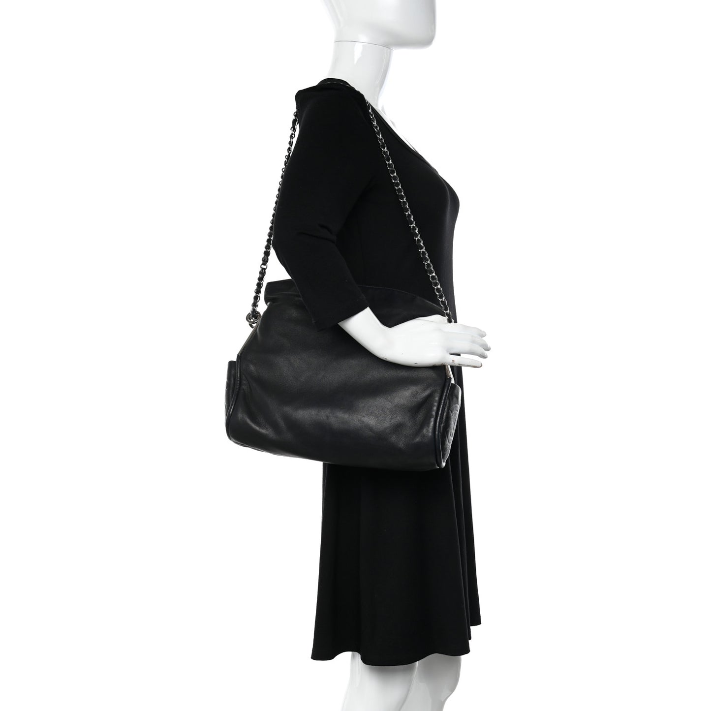 Lambskin Medium Ultimate Soft Tote Black