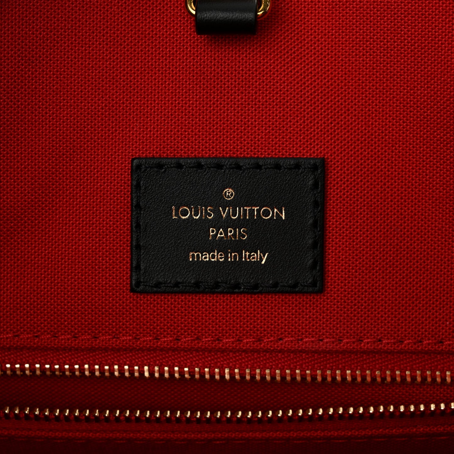Reverse Monogram Giant Onthego MM