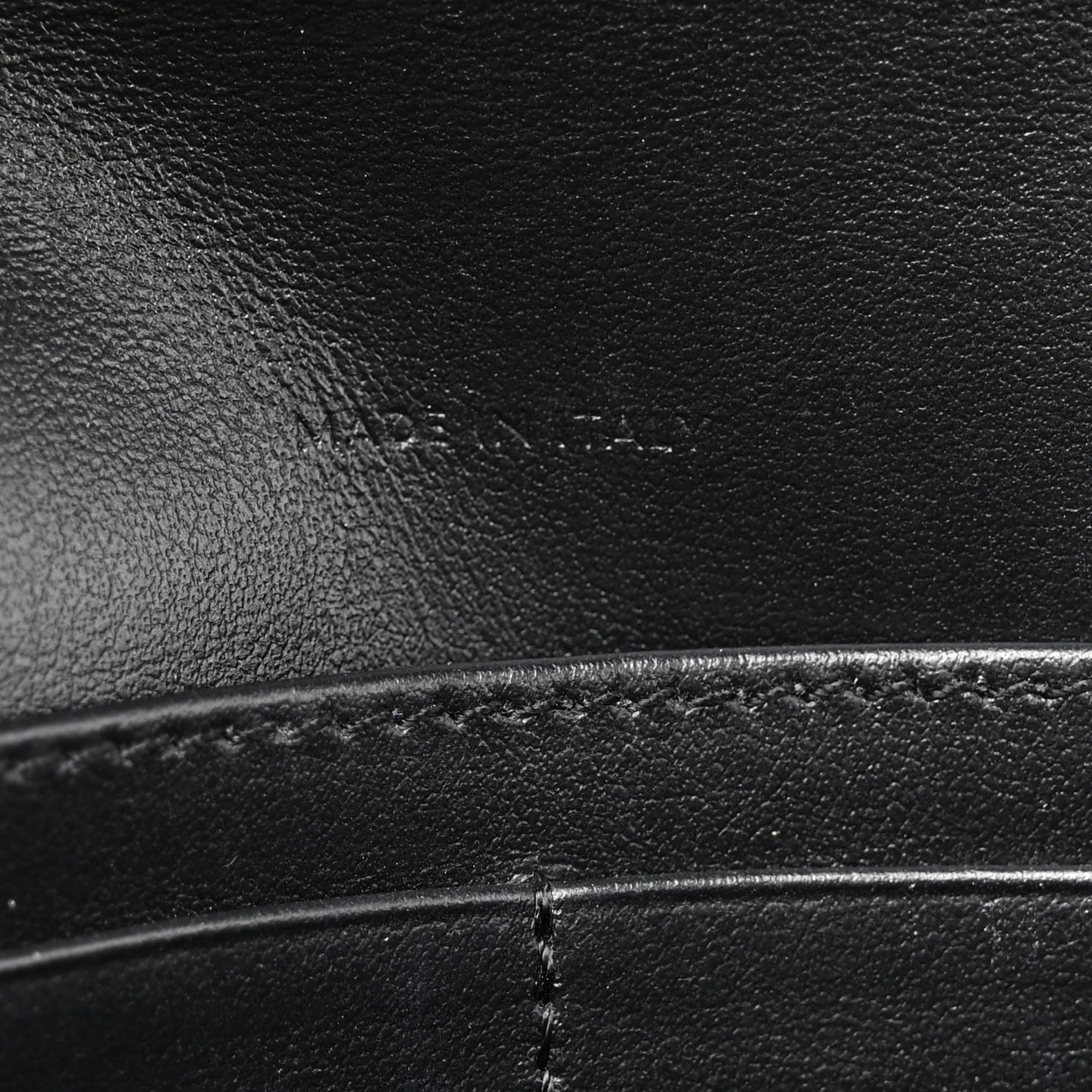Shiny Calfskin Triomphe Margo Wallet on Chain Black