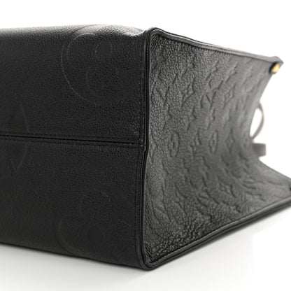 Louis Vuitton Empreinte Monogram Giant OnTheGo MM Black 9 of 11