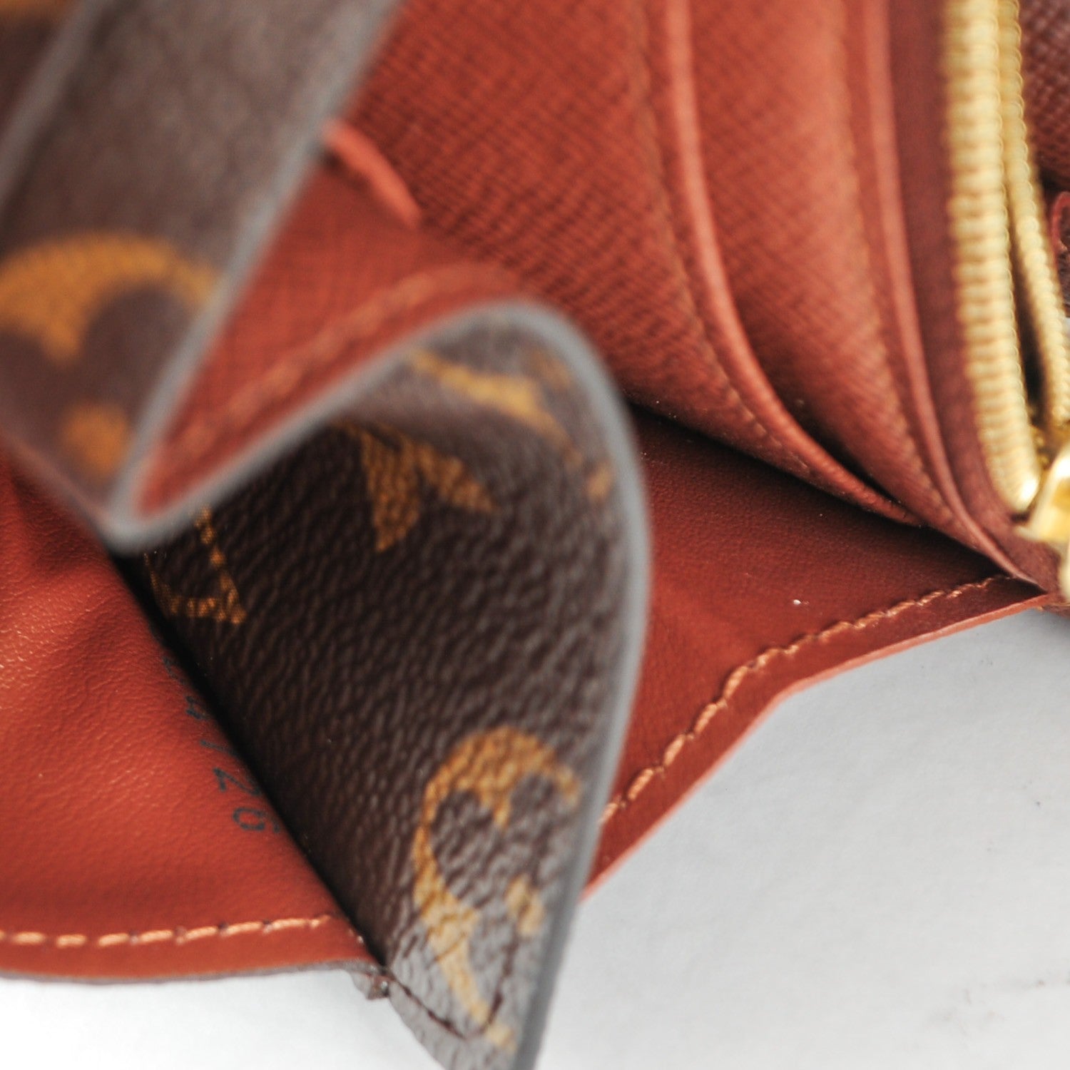 Louis Vuitton Monogram Sarah Wallet NM 7 of 9