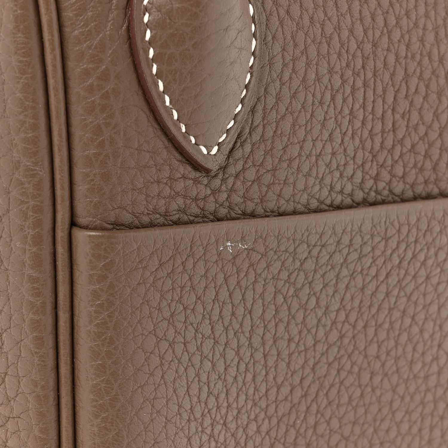 Hermes Taurillon Clemence Lindy 26 Etoupe 13 of 13