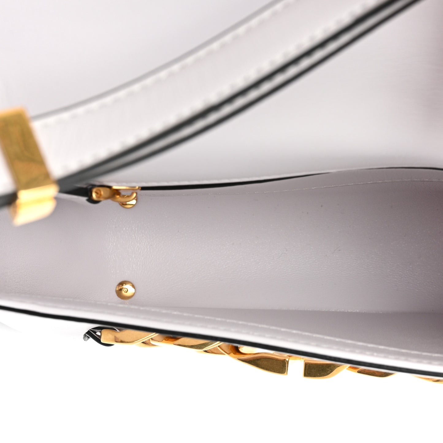 Calfskin Small Vlogo Chain Shoulder Bag Optic White