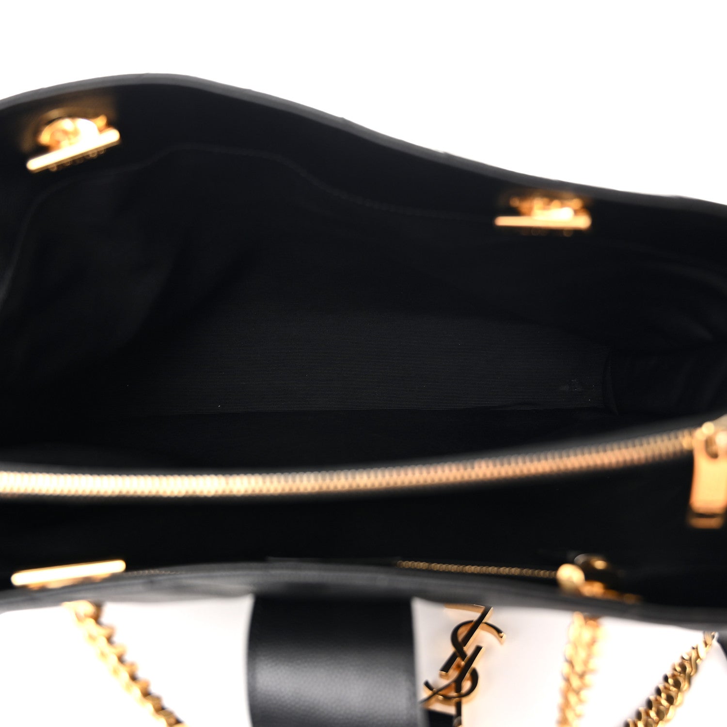 Saint Laurent Grain De Poudre Matelasse Chevron Monogram Shopping Bag Black 5 of 12