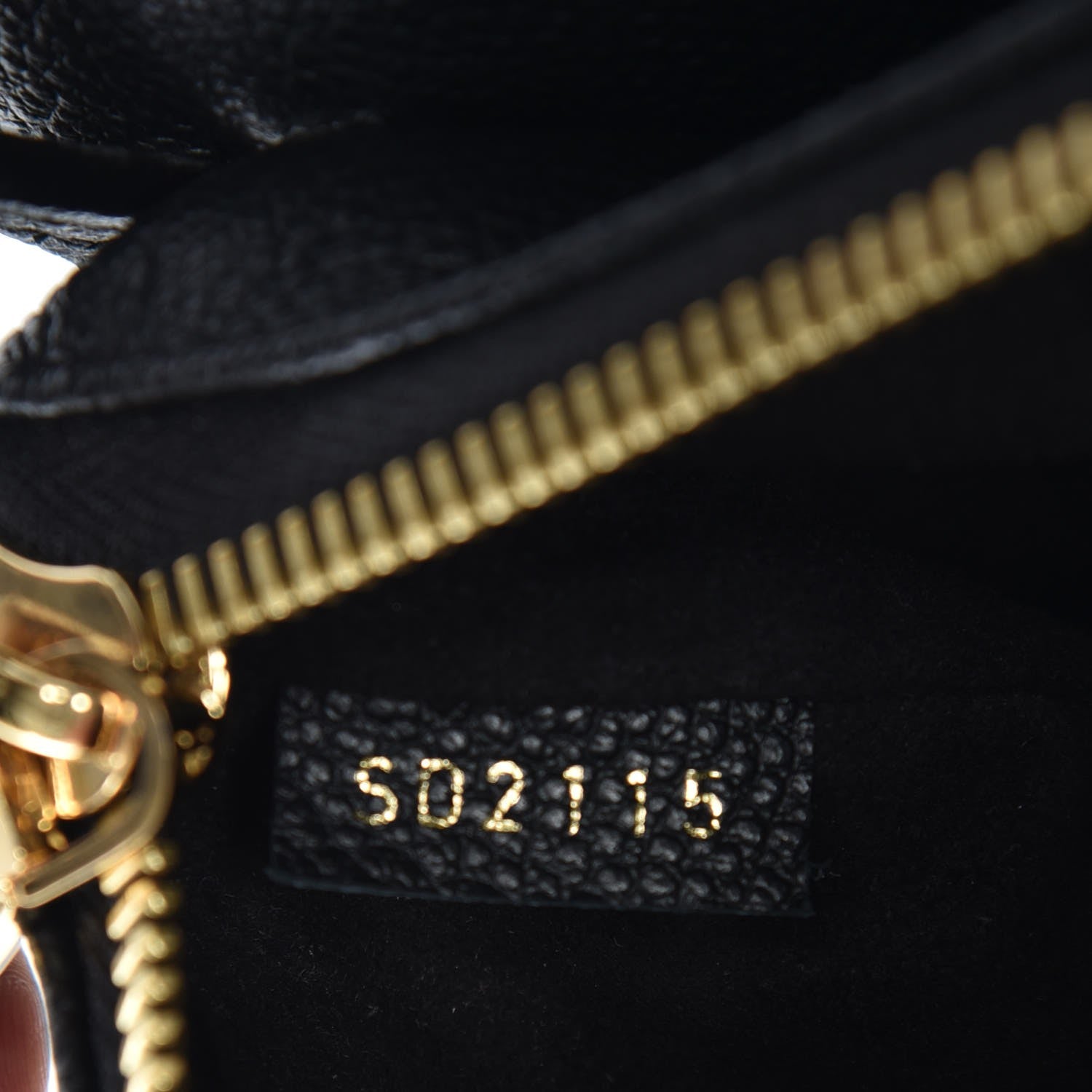 Louis Vuitton Empreinte Twice Black 8 of 8