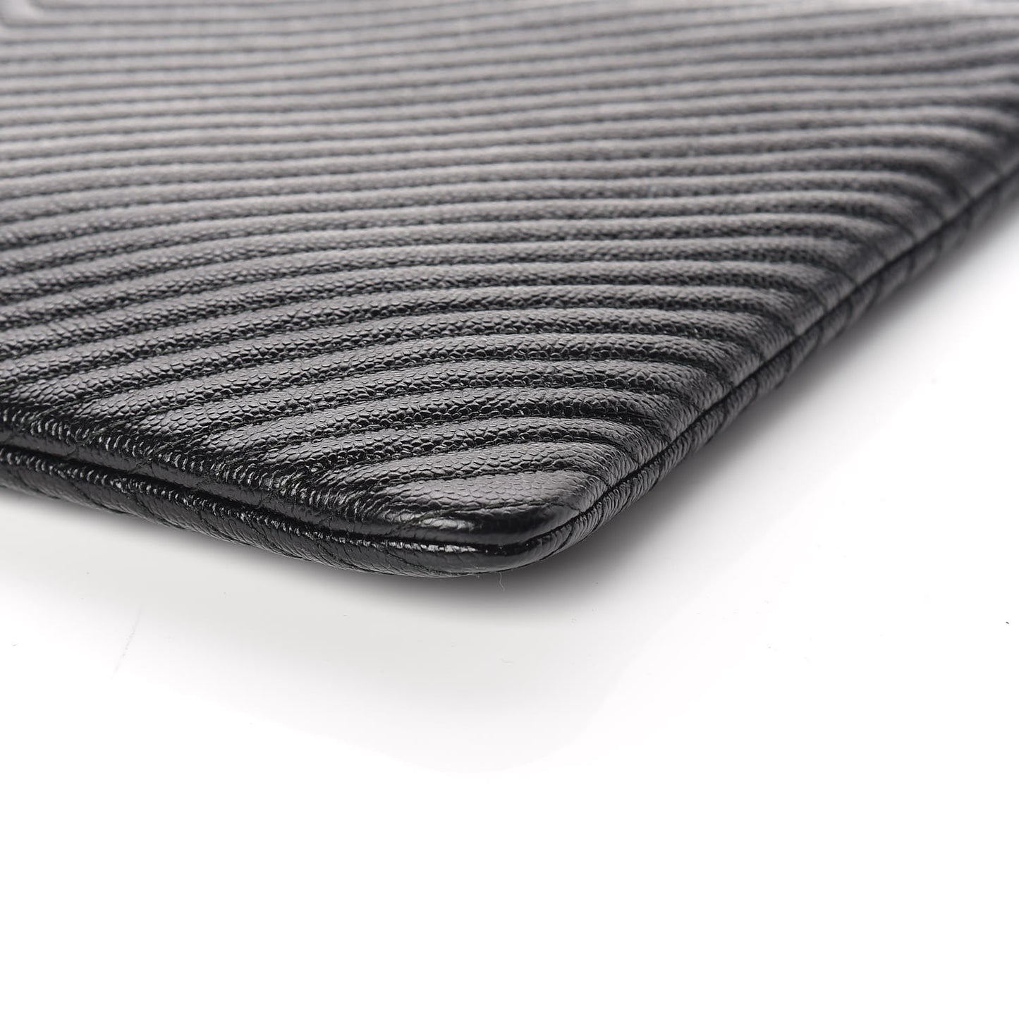 Caviar Chevron Quilted Large Boy Cosmetic Case Black