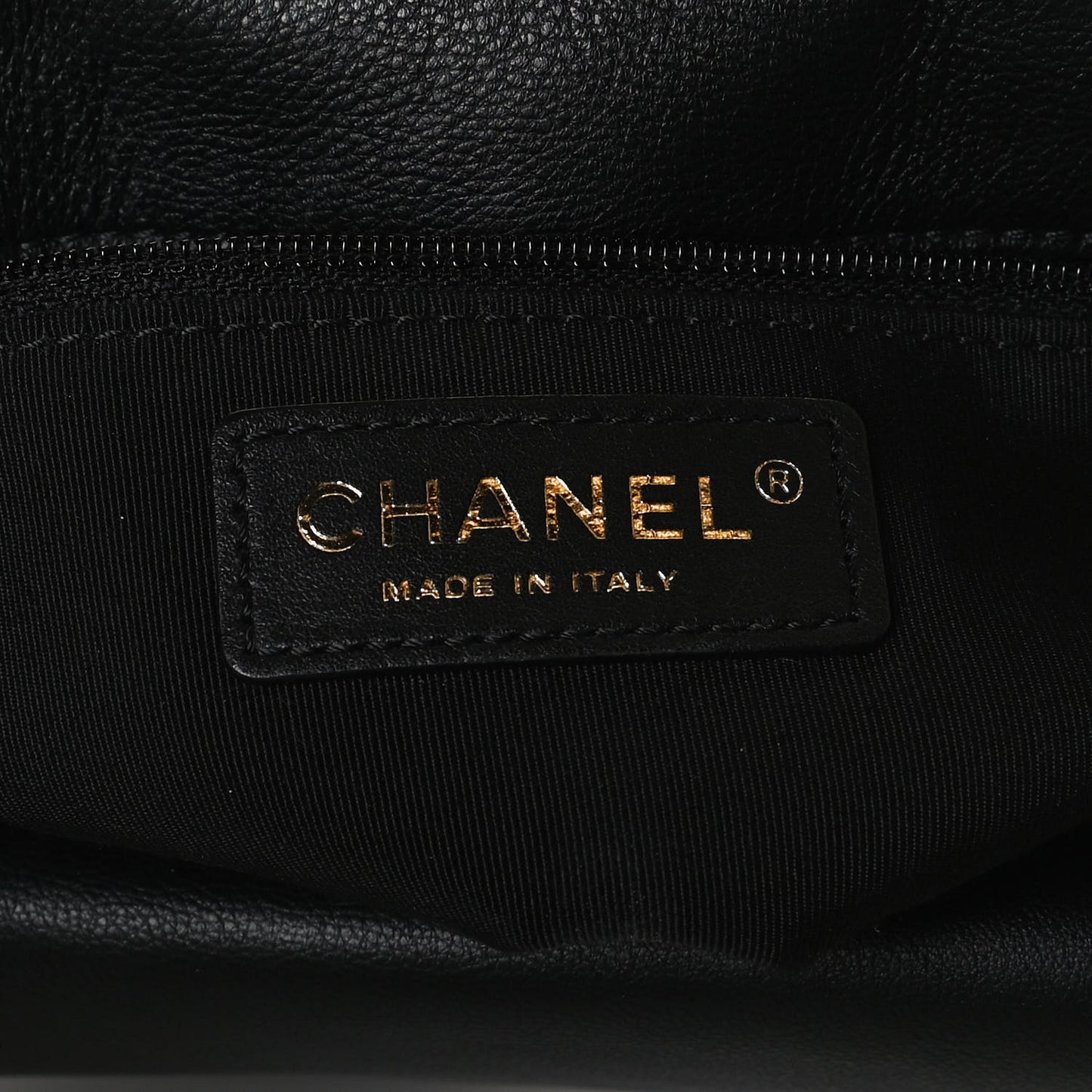 Grained Calfskin Quilted Messenger Flap Black