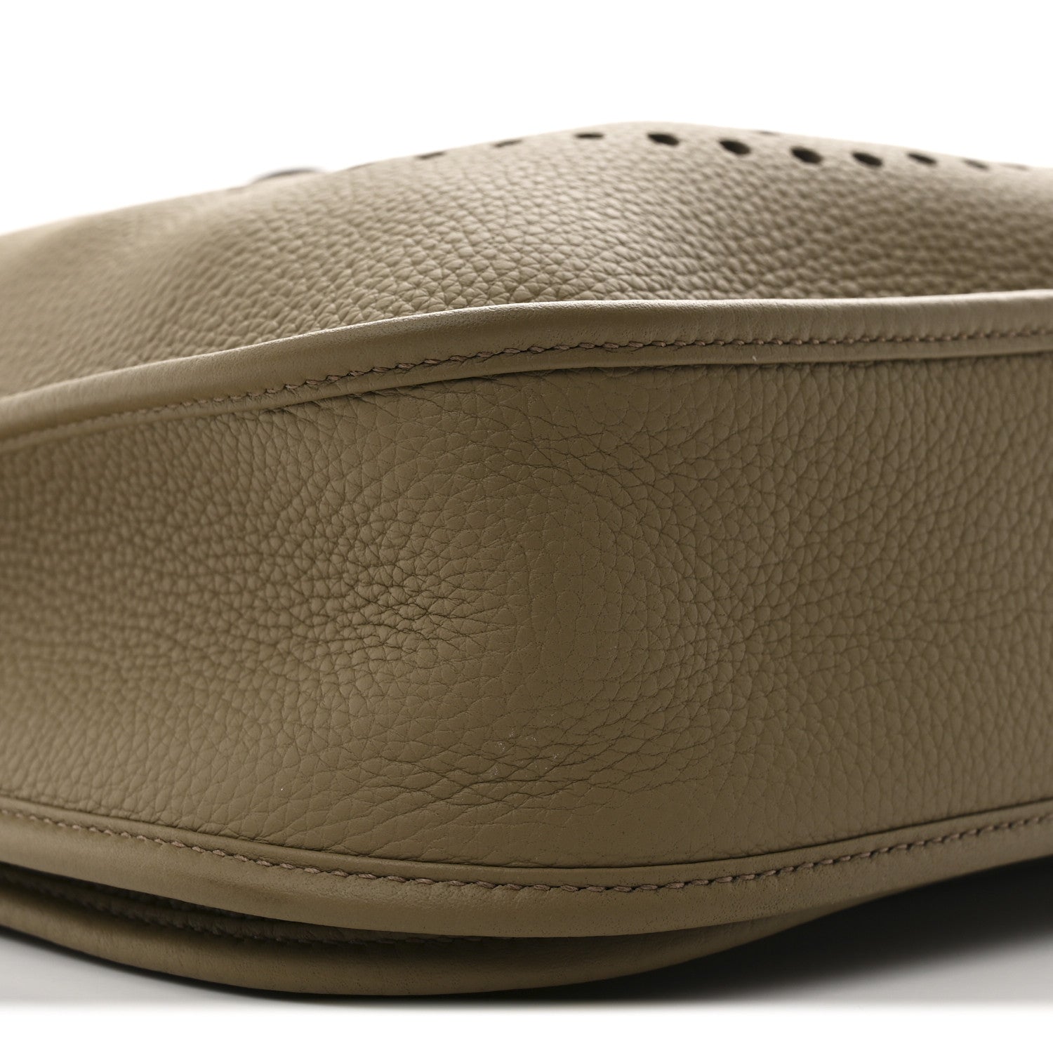 Hermes Taurillon Clemence EVELYNE III PM Trench 9 of 10