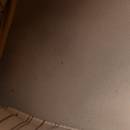 Louis Vuitton Monogram Neverfull MM 15 of 15