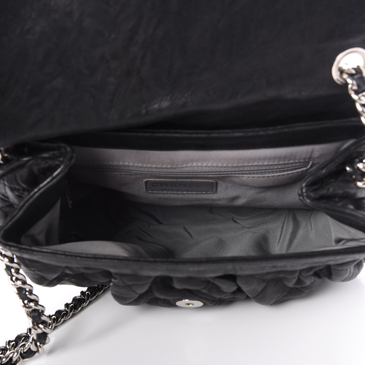 Chanel Washed Lambskin Quilted Medium Chain Around Messenger Black 7 of 8