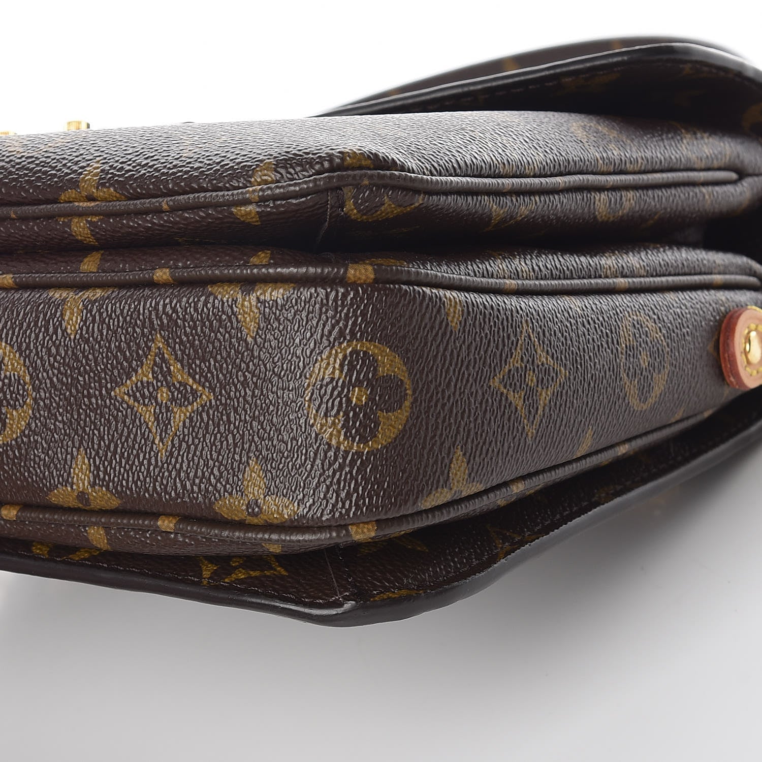 Louis Vuitton Monogram Pochette Metis 6 of 11