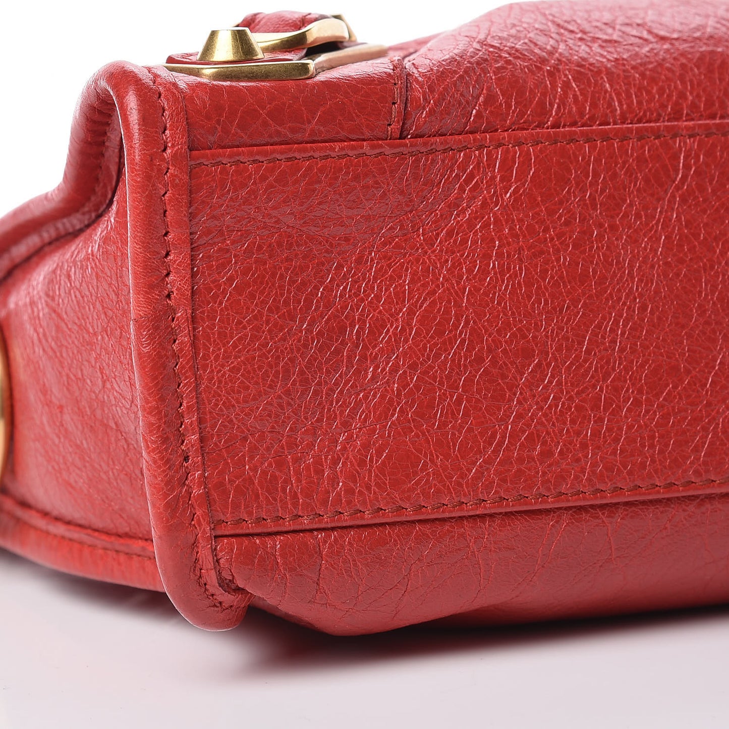 Agneau Gold Metallic Edge Hardware Mini City Rouge Rubis