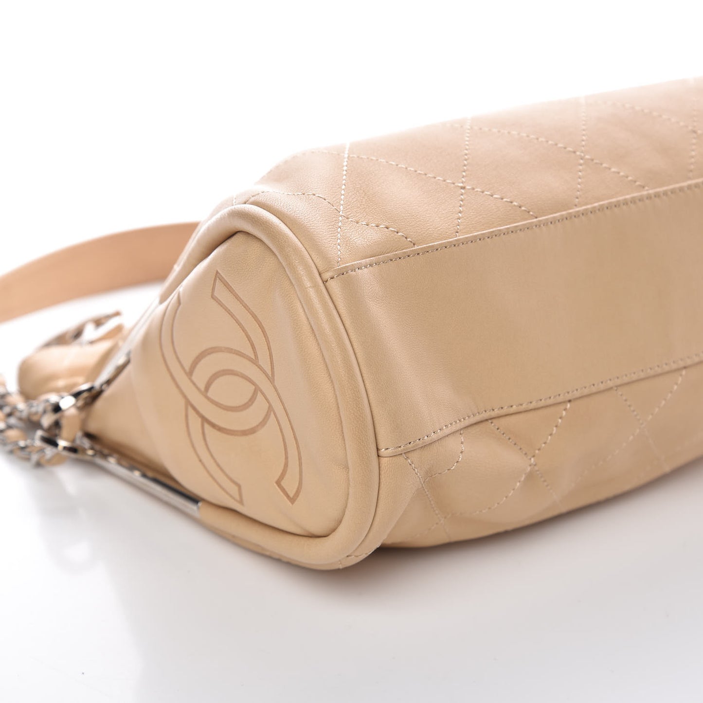 Lambskin Stitched Medium Ultimate Soft Tote Beige