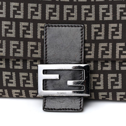 Fendi Zucchino Vitello Mama Baguette Testa di Moro Beige 25 of 26