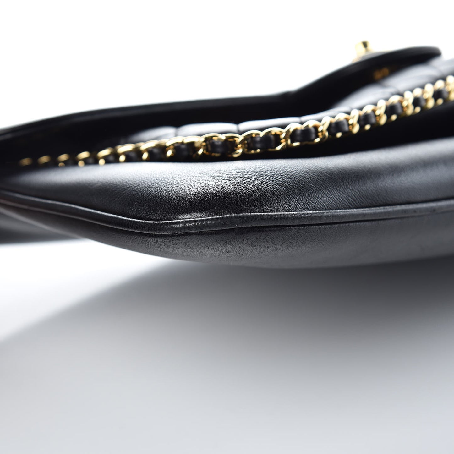 Lambskin Quilted CC Unchained Clutch Black