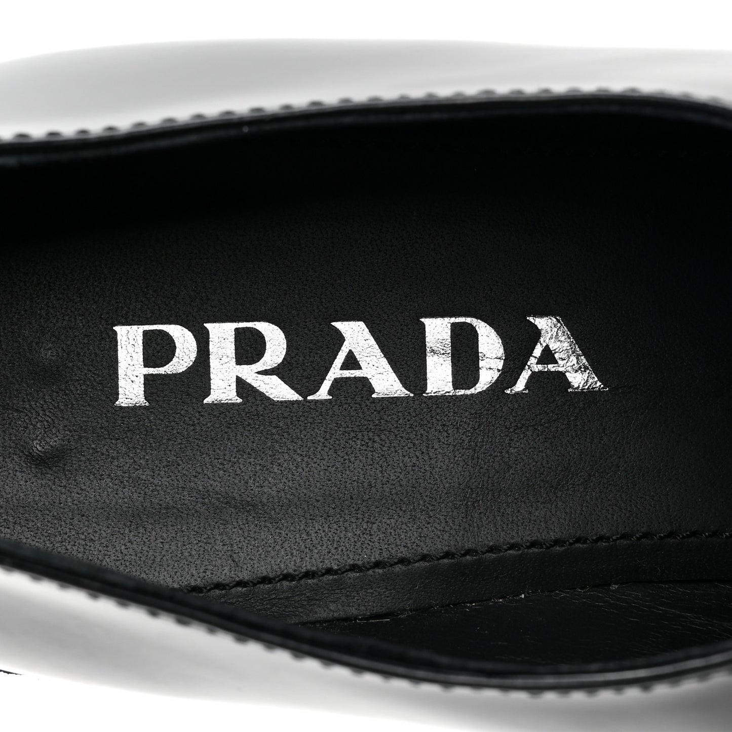 Spazzolato Metal Triangle Logo 50mm Loafers 38 Black