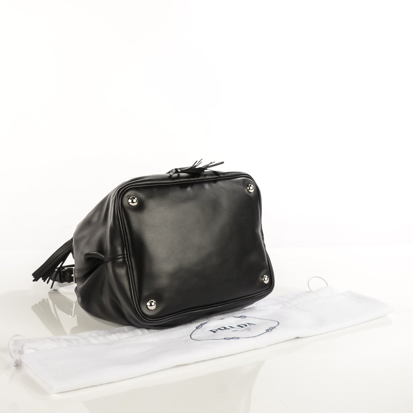 Soft Calf Bucket Bag Black Cammello