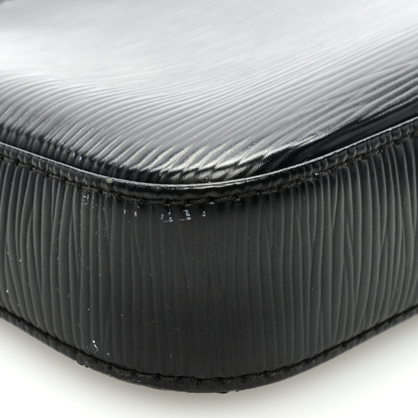 Epi Pochette Accessories NM Black