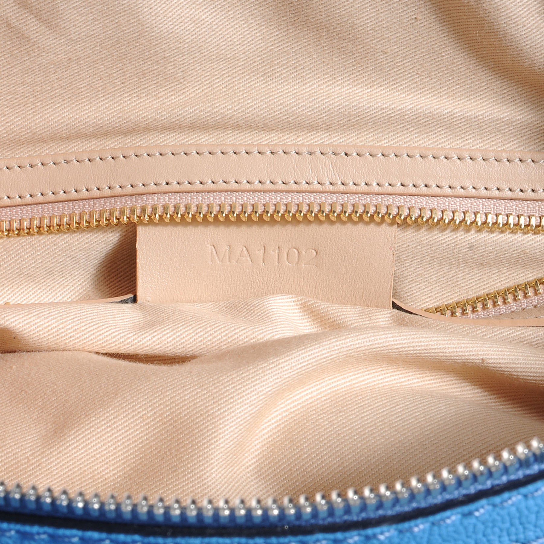 Givenchy Sugar Goatskin Medium Nightingale Sky Blue 8 of 8