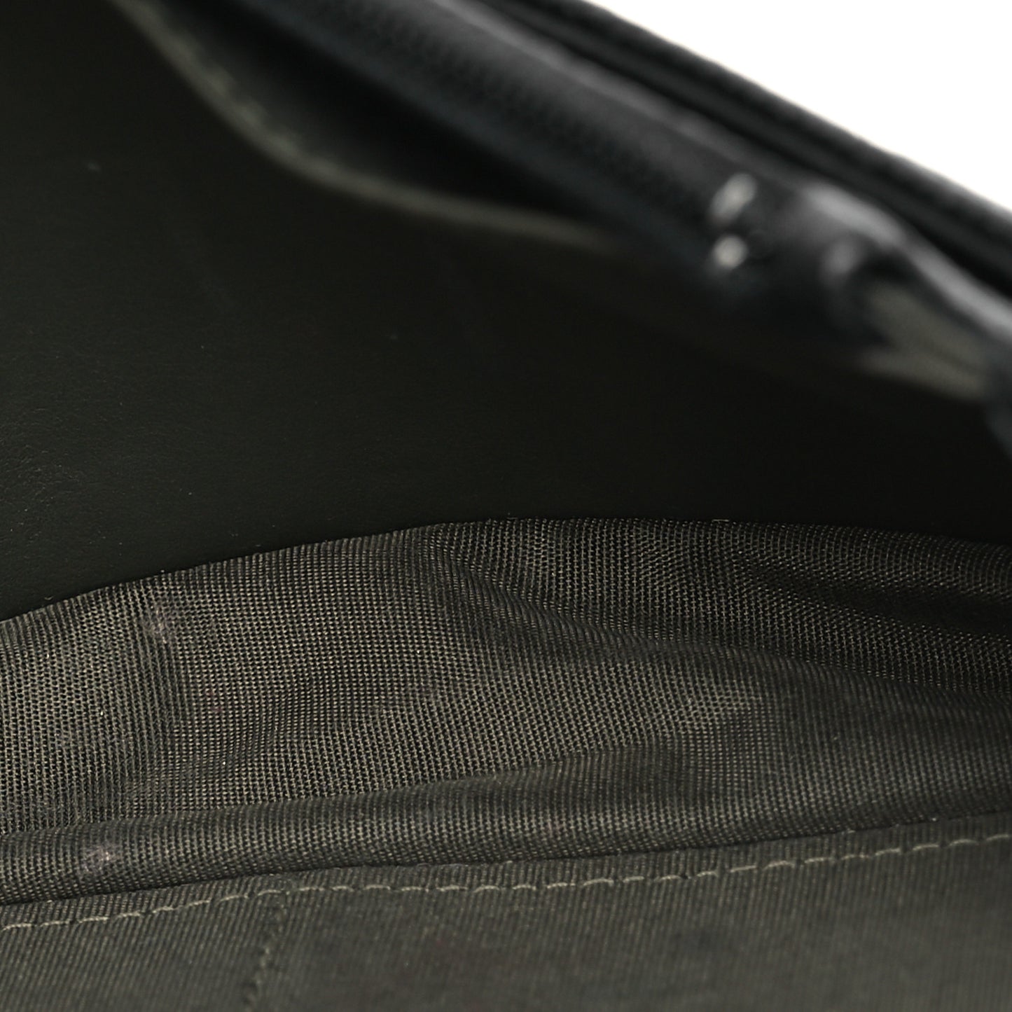 Caviar Quilted Boy Wallet On Chain WOC Black