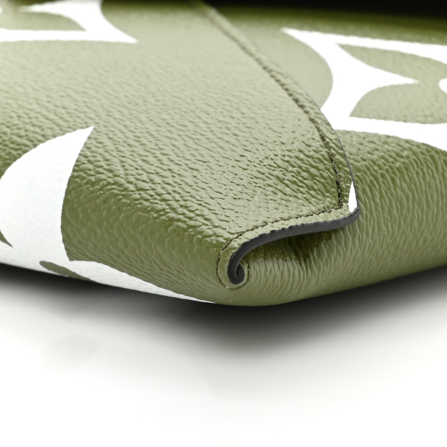 Louis Vuitton Monogram Giant Kirigami Pochette Set 10 of 14