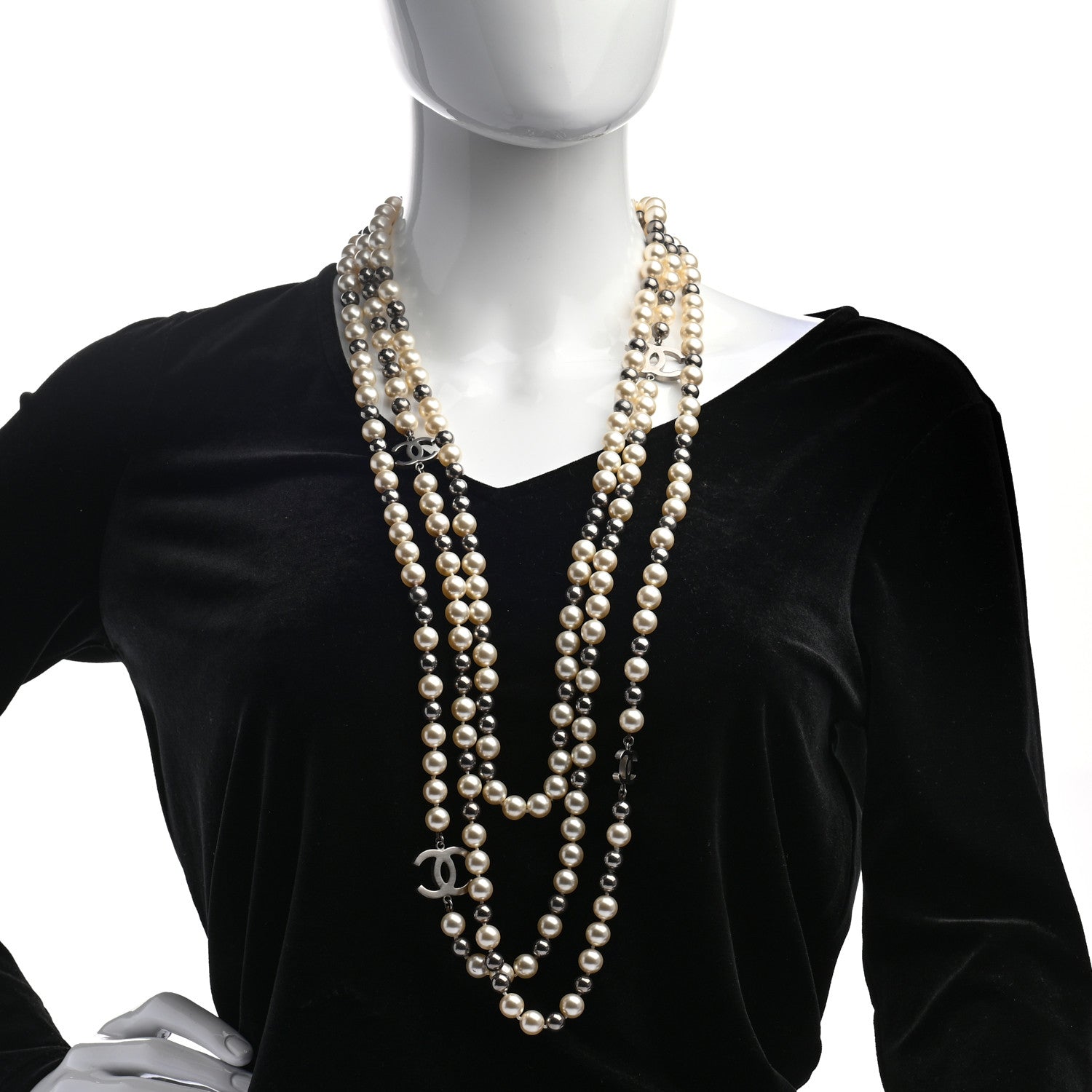 Chanel Pearl CC Long Necklace Silver Pearly White Grey 2 of 5